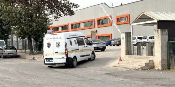 Eskişehir’de Fabrikada Yüksekten Düşen İşçi Hayatını Kaybetti