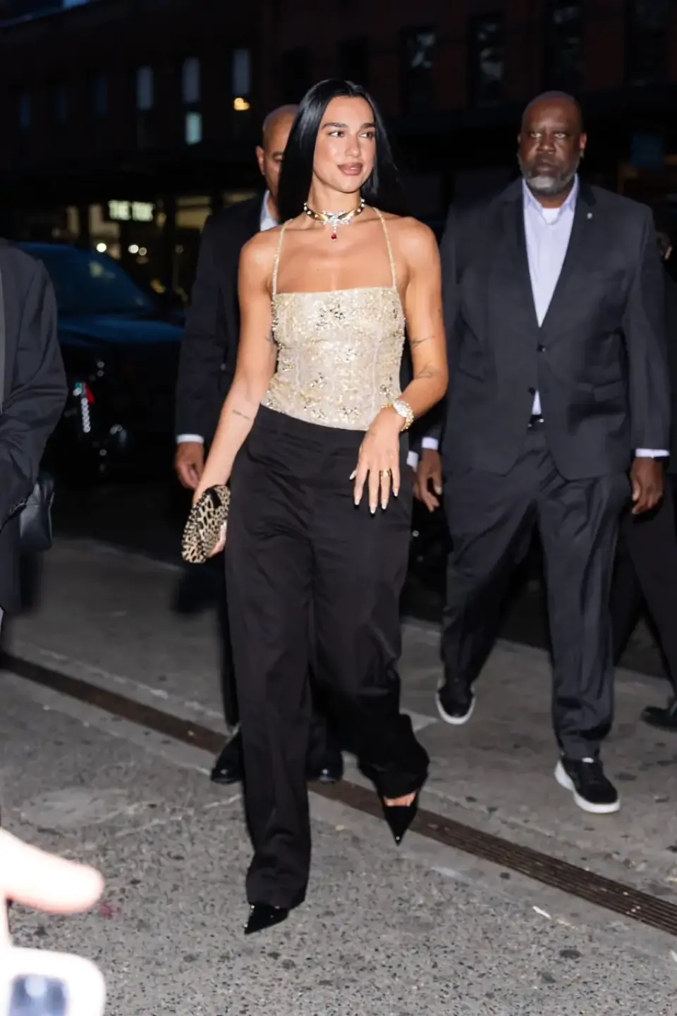 Dua Lipa ve Callum Turner New York Moda Haftası’na Katıldı