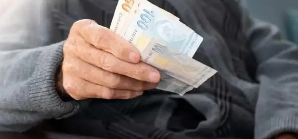 Emekliler İçin Promosyon Yarışı Kızıştı: En Yüksek Ödemeyi Hangi Banka Veriyor?