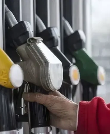 Tabela Değişti: Motorin ve Benzine Zam Geldi