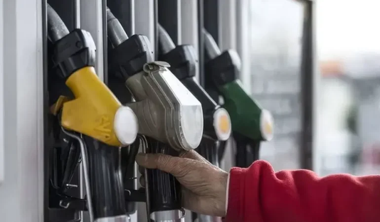 Tabela Değişti: Motorin ve Benzine Zam Geldi