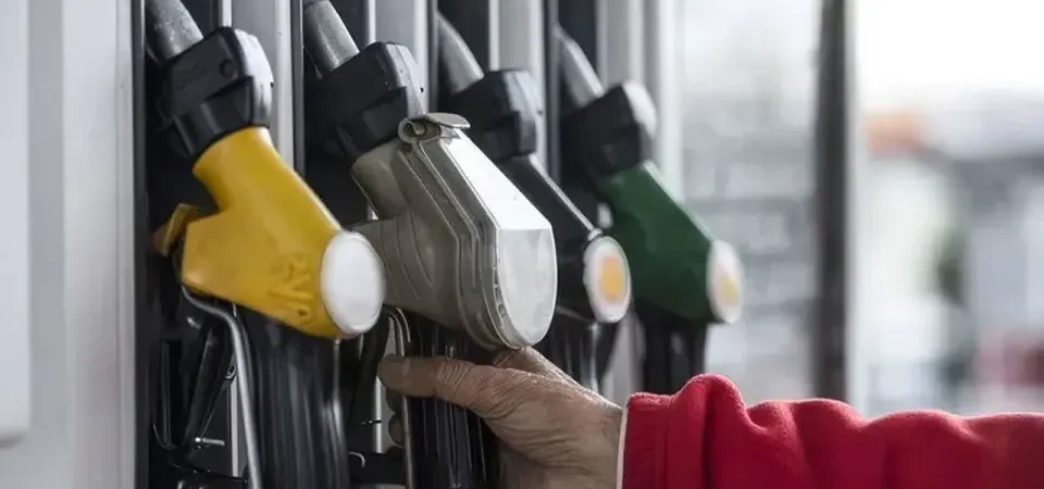 Tabela Değişti: Motorin ve Benzine Zam Geldi