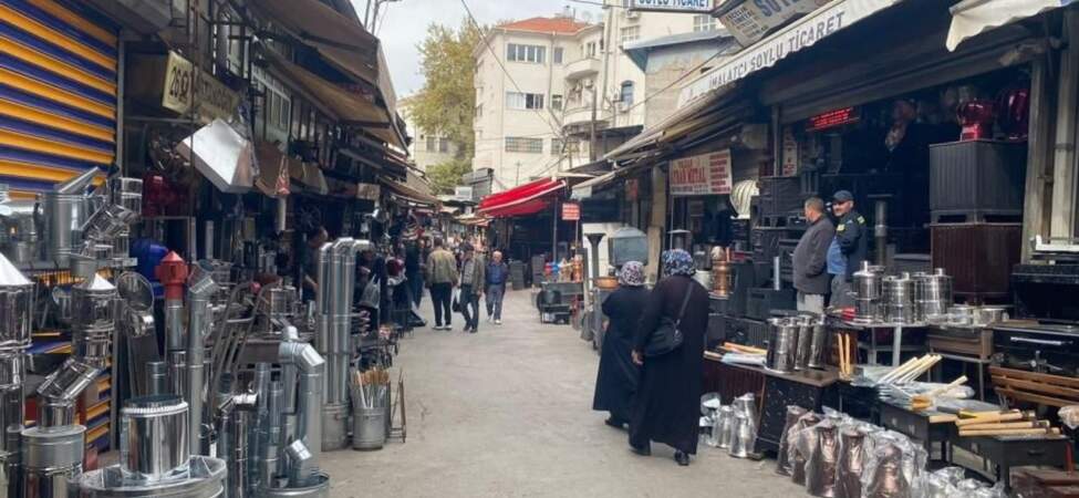 Sobacılar Çarşısı’nda kış hareketliliği: Fiyatlar 5 bin liradan başlıyor