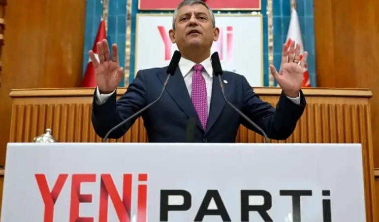 Anayasa Mahkemesi’nden “Yeni Parti” Adı İçin Kritik Adım: Savunma İçin Bir Ay Süre Tanındı