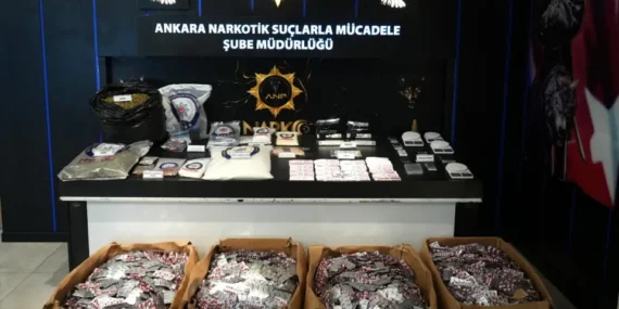 Ankara’da Narkotik Operasyonu: 614 Bin 330 Adet Sentetik Ecza Ele Geçirildi