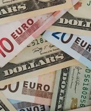 Döviz Piyasalarında Son Durum: Dolar Yükseliş Eğilimini Sürdürürken Euro Geriledi