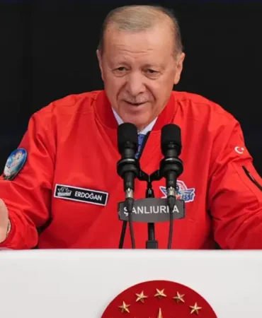 TEKNOFEST Heyecanı Devam Ediyor: Cumhurbaşkanı Erdoğan’dan Selçuk Bayraktar’a Dikkat Çeken Hitap