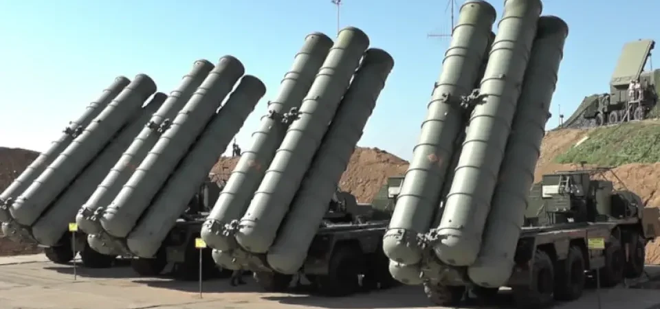 S-400 Füze Savunma Sistemleri İçin Kritik Gelişme: Dost Bir Ülkeye Taşınması Gündemde