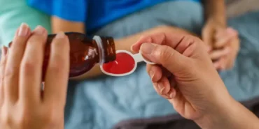 3 Yaşındaki Çocuğun Vefatında Ateş Düşürücü Şüphesi: Masum Sanılan İlaçlar Nasıl Risk Oluşturuyor?