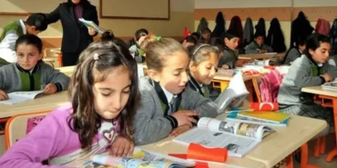 MEB İstatistikleri Eğitimdeki Eşitsizliği Gözler Önüne Serdi: Onlarca Kentte Sınıflar Türkiye Ortalamasının Üzerinde