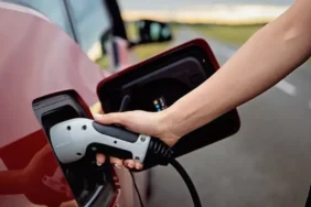 Akaryakıt Zamları Otomotiv Tercihlerini Değiştirdi: Elektrikli Araçlara Talep Artıyor