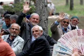 Emekli Promosyonlarında Son Viraj: 30 Bin Liralık Ödemeler İçin Geri Sayım Başladı