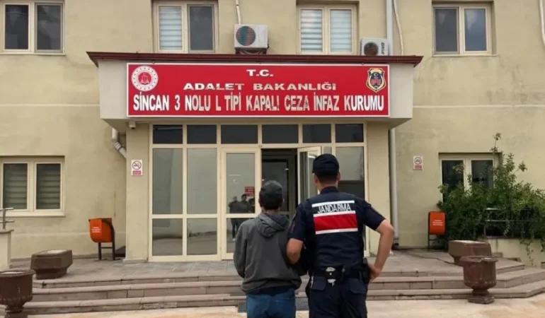Ankara’da Kapsamlı Asayiş Operasyonu: Çeşitli Suçlardan Aranan 134 Kişi Yakalandi