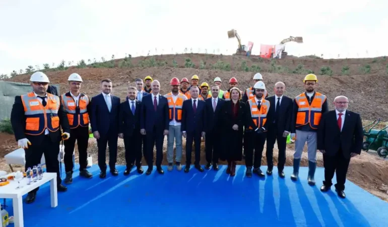 Rönesans ve Digital Realty’den Ankara’da Dev Veri Merkezi Yatırımı: Temel Atıldı