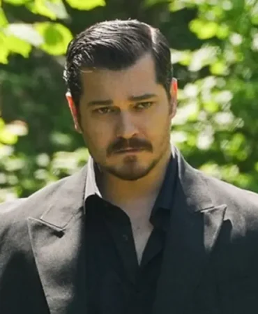 Çağatay Ulusoy’lu “Eşref Tek” Projesinden İlk Detaylar: Kadroya Dahil Olan Sürpriz Karakter Açıklandı