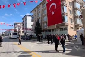 Cumhurbaşkanı Yardımcısı Cevdet Yılmaz’dan Fon Krizi Açıklaması: “Ödemeler Perşembe Günü Başlıyor, Hazine Kaynağı Kullanılmayacak”