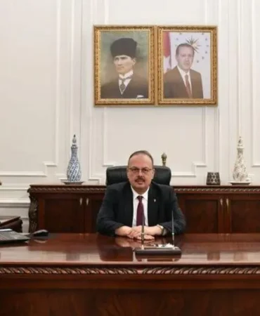 Vali Canbolat’tan Ankara’nın Başkent Oluşunun 103. Yıl Dönümü Mesajı
