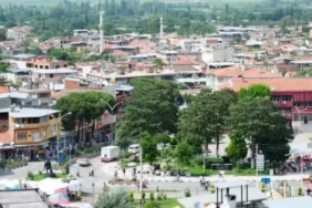 Türkiye’nin Trafik Işığı Olmayan Tek İlçesi: Sürücülerin Işıksız Kültürle Seyrettiği Yenipazar