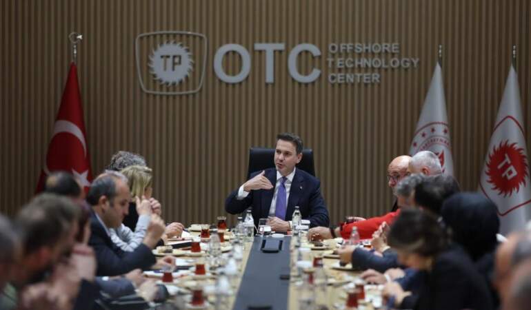 TİGAD’ın Öncülüğünde Bakan Bayraktar’dan Türkiye’nin Enerji Vizyonuna İlişkin Özel Açıklamalar